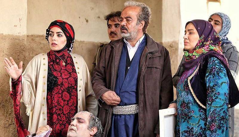 اجرای آهنگ هندی در سریال نون.خ