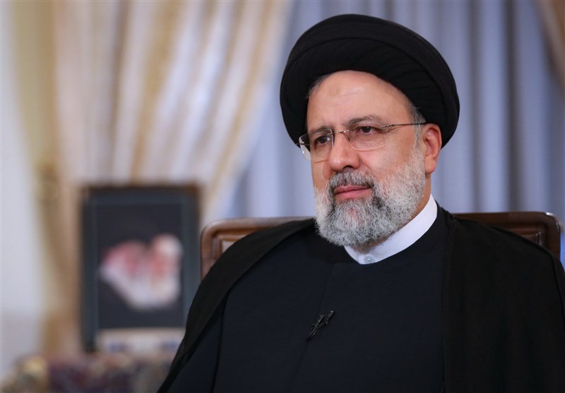 آغاز ساخت ۱۰۰ هزار واحد نهضت ملی مسکن؛ رئیس جمهور به روند اجرا انتقاد کرد