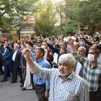 راهپیمایی گلپایگانی‌ها در اعتراض به شعارهای هنجارشکنانه