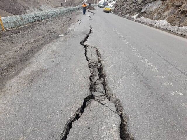 خطر زمین‌لغزش در هراز و چالوس