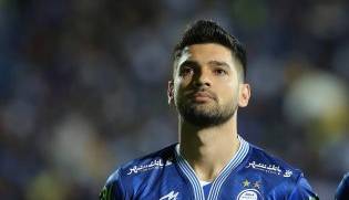 پنجاهمین بازی لیگ برتری برای استقلال پنجاهمین بازی لیگ برتری برای استقلال