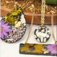 جواهرات رزینی با گل های طبیعی