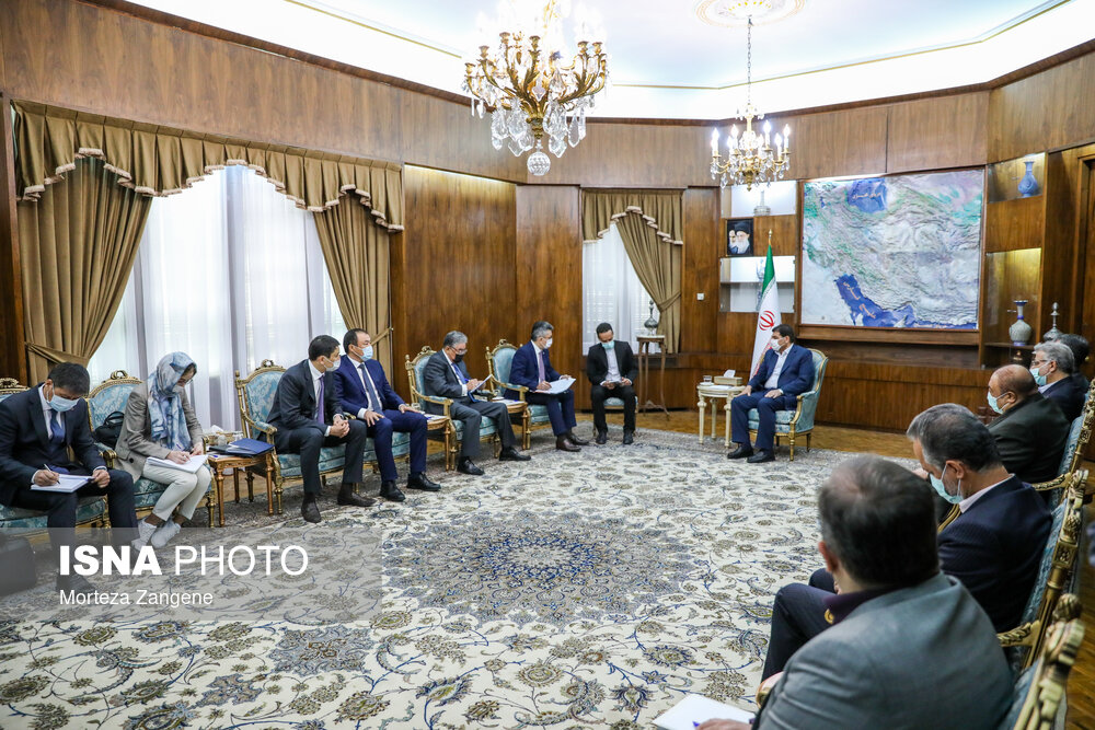 عکس/ دیدار مخبر با  معاون نخست وزیر قزاقستان