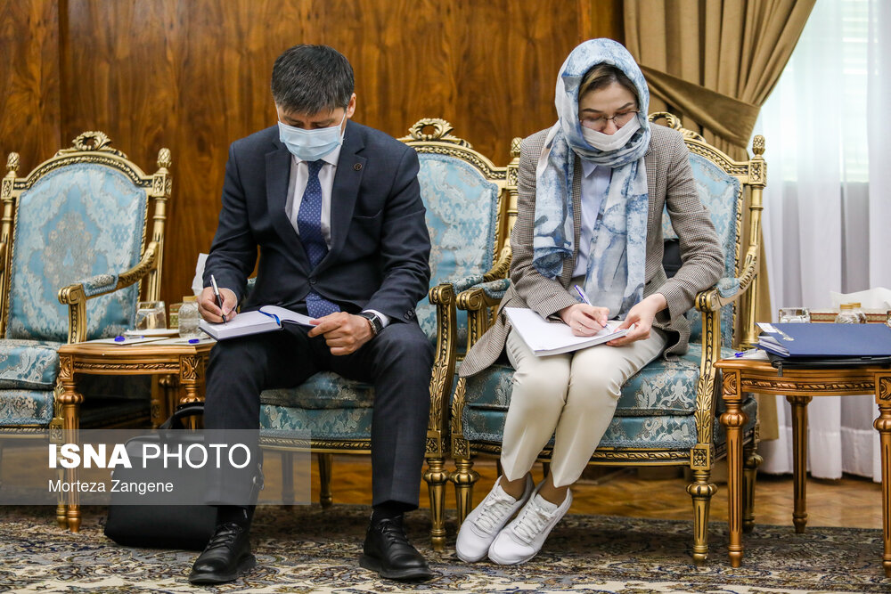 عکس/ دیدار مخبر با  معاون نخست وزیر قزاقستان