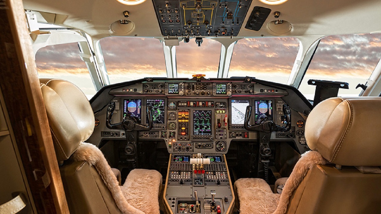 محل کار یک خلبان