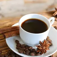 نوشیدن قهوه در حالت ناشتا؛ مفید یا مضر؟  