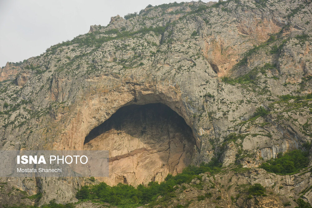 عکس/ خطری برای غار تاریخی دژ اسپهبد خورشید