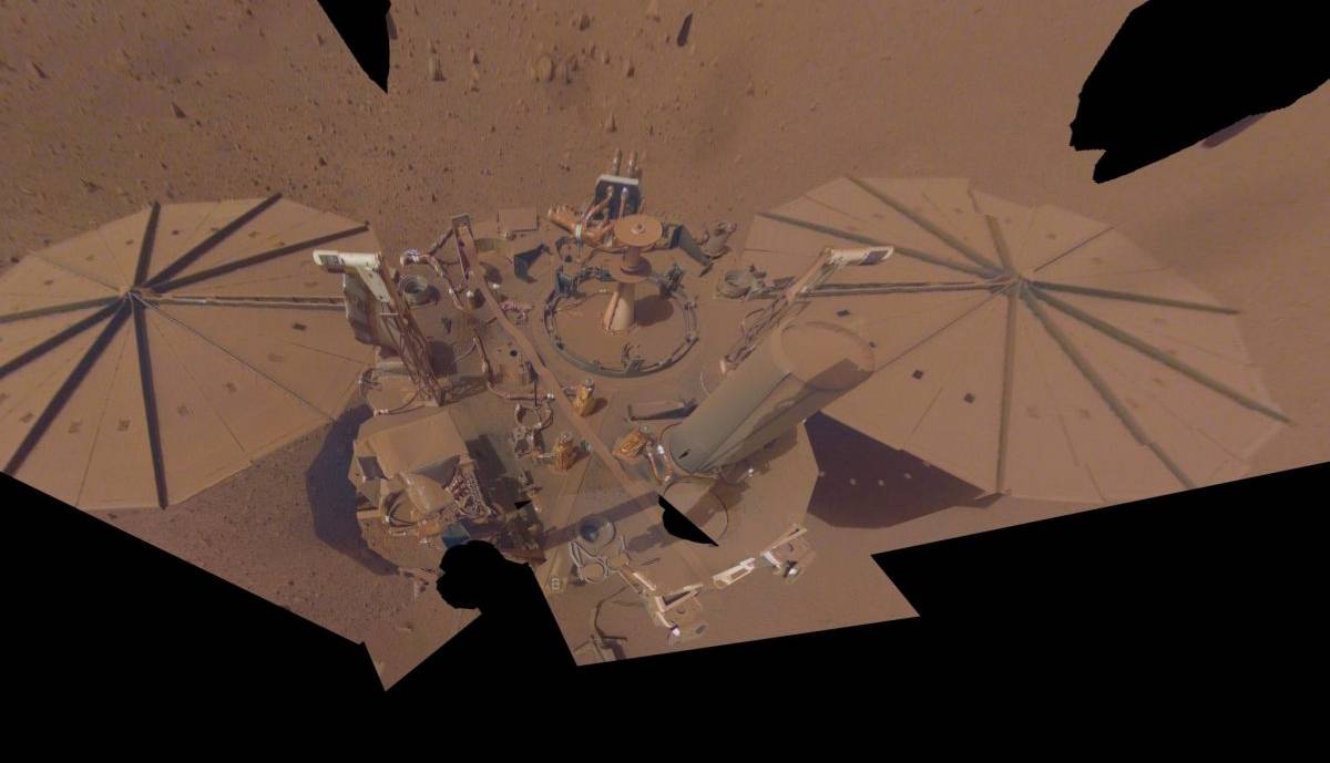 ناسا آخرین سلفی مریخ‌نشین اینسایت را به اشتراک گذاشت