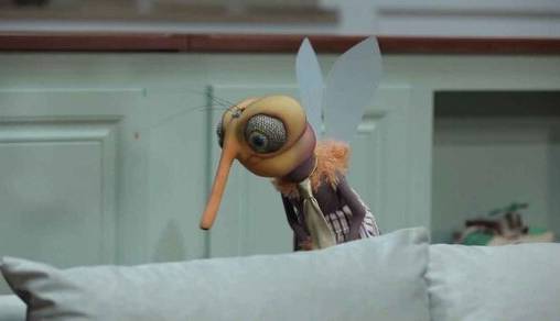 پشه: ما طرف هرکسى رفتیم، لیز خوردیم!