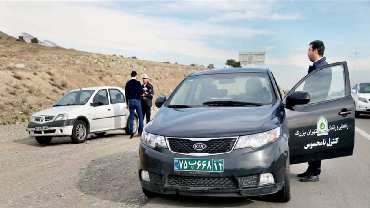 تعقیب و گریز پلیس نامحسوس با دو خودروی پژو 206