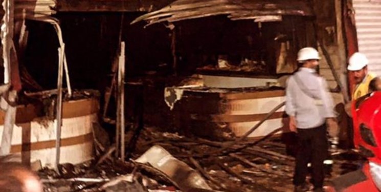 آجیل‌فروشی «عبدالباقی» در آتش سوخت