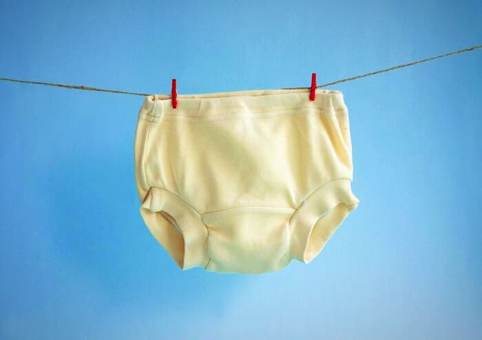 مسئله ای مهم و حساس در خرید لباس زیر بچه ها