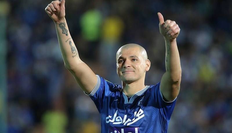 ارائه پیشنهاد رسمی برای تمدید قرارداد مدافع برزیلی/ استقلال در انتظار پاسخ سیلوا ارائه پیشنهاد رسمی برای تمدید قرارداد مدافع برزیلی/ استقلال در انتظار پاسخ سیلوا