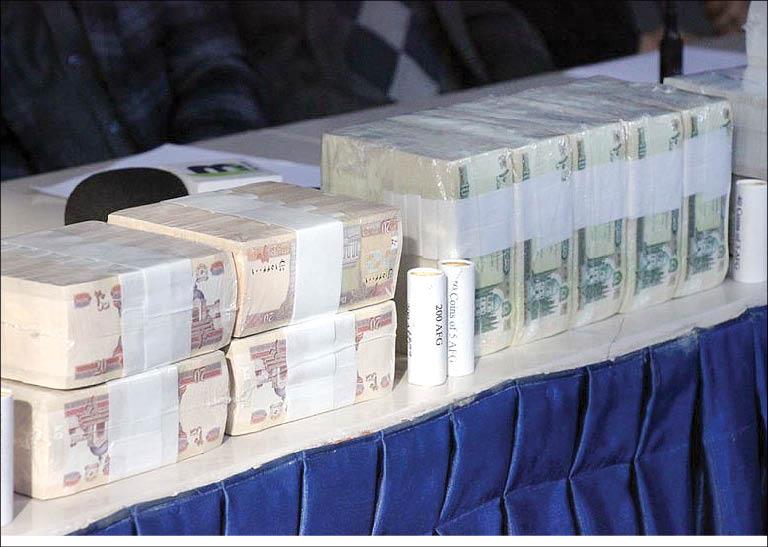 قفل دولت به تنخواه خزانه ترمز نقدینگی را کشید