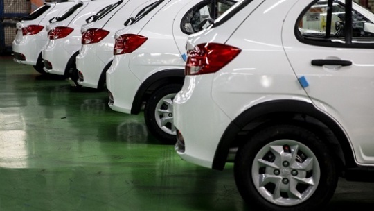 اعلام دلیل شماره‌گذاری نشدن برخی خودروهای تولید ۱۴۰۰