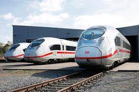 مراحل روشن شدن یک قطار آلمانی