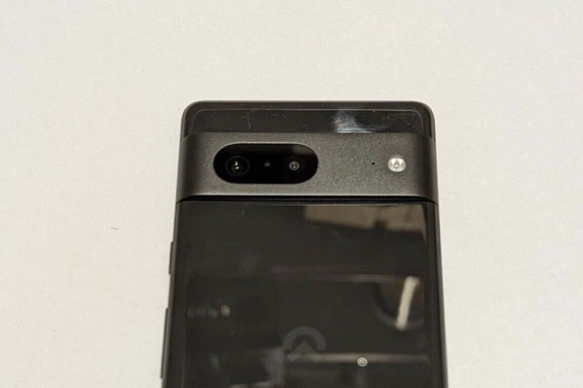 نمونه اولیه پیکسل 7 ماهها قبل از عرضه در eBay به فروش گذاشته شد