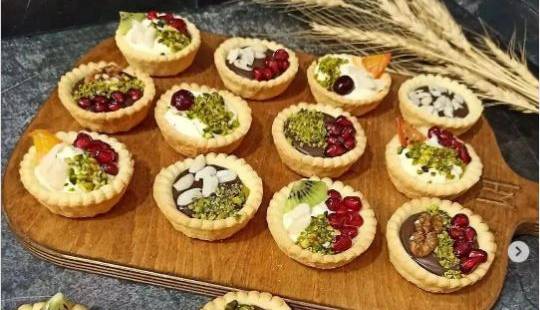 تارت با دو طعم شکلاتی و کرم پاتیسیر
