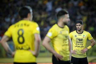 سه خرید بعدی پرسپولیس از سپاهان میآیند! سه خرید بعدی پرسپولیس از سپاهان میآیند!