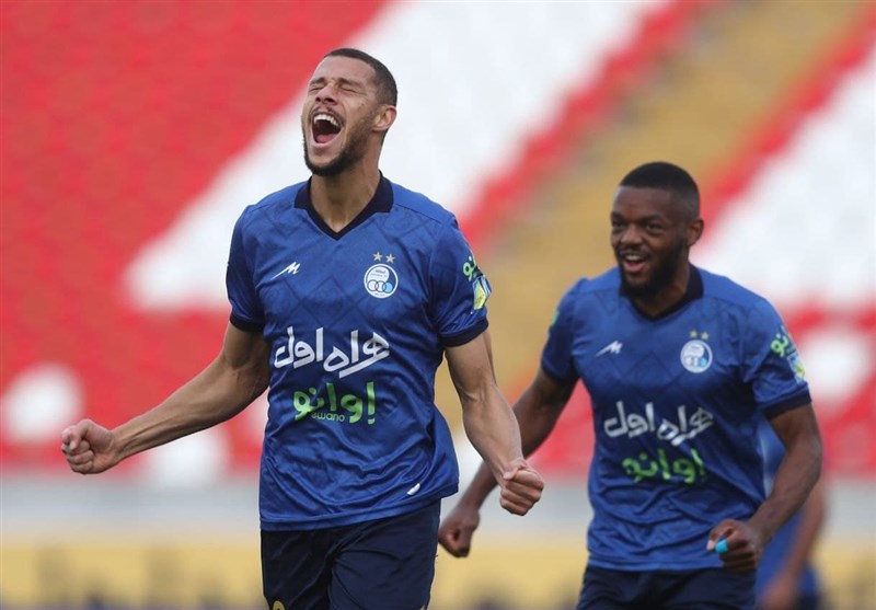 مهاجم پیشین استقلال آماده بازگشت به فوتبال باشگاهی انگلیس