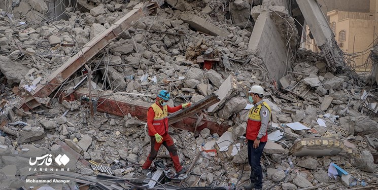 کارِ آتش‌نشانان در «متروپل» تمام شد