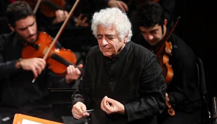 اجرایی که لوریس چکناواریان به داغ‌ دیدگان آبادان تقدیم کرد