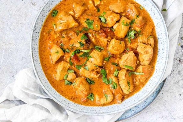 طرز تهیه «خوراک مرغ» با ادویه کاری