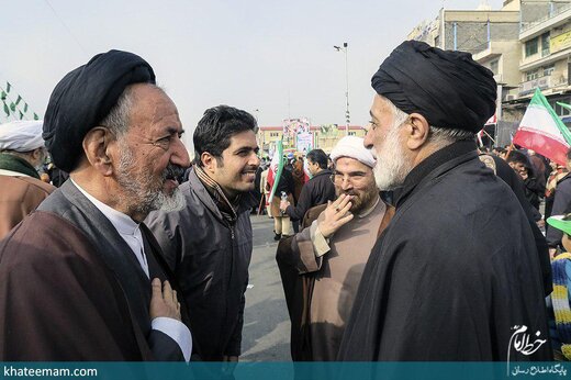 سید هادی خامنه‌ای: دعایی بر عهد دیرین خود با امام و مردم ماند