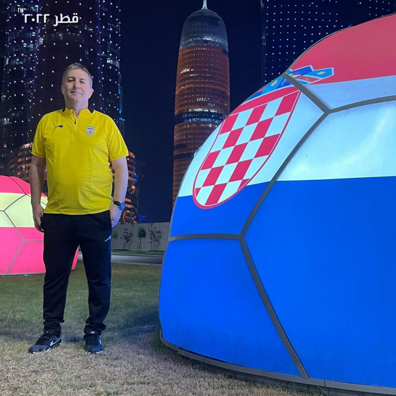 ۲ عکس یادگاری سرمربی تیم ملی ایران در قطر