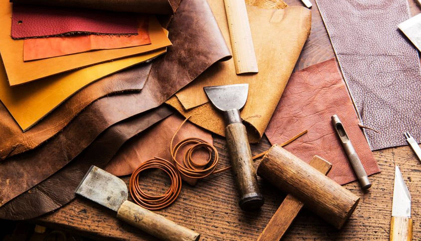 آموزش ساخت زیورآلات چرمی