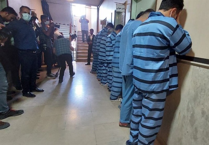 مجری برنامه «سلام، صبح بخیر»: سرقت از بانک ملی دیگر دزدی نبوده، گودبای پارتی بوده!