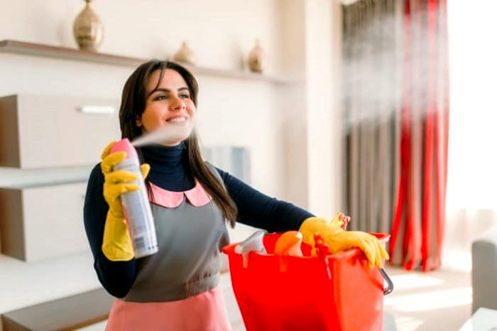 مهمونی که میاد خونتون اول از همه متوجه چی میشه؟