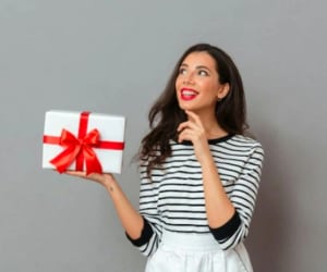 باکلاس ها چجوری هدیه میدن؟