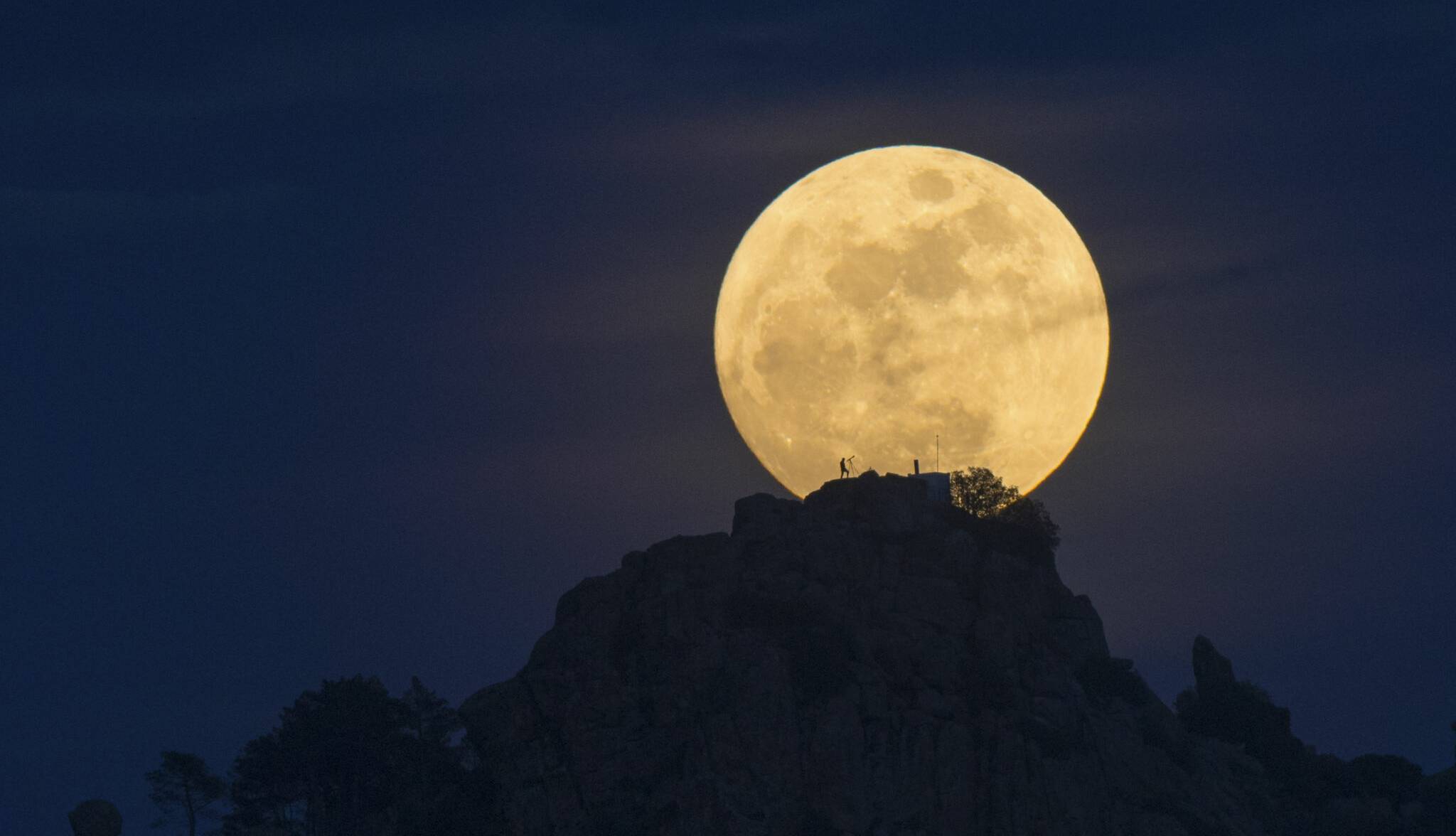 تصویر روز ناسا: صورت روی ماه