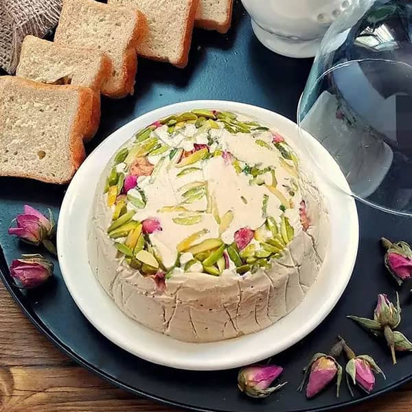 طرز تهیه «حلوا شکری» خانگی با 3 قلم مواد