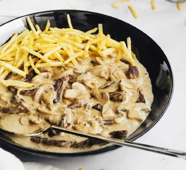 صفر تا صد تهیه «بیف استراگانف» با نکات طلایی