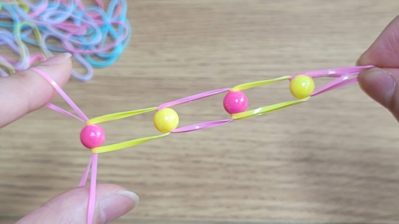 روش درست کردن دستبند کودکانه