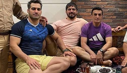 قاب صمیمانه کادر فنی تیم ملی کشتی قاب صمیمانه کادر فنی تیم ملی کشتی