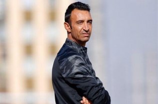 عنایتی از سرمربیگری هوادار کناره‌گیری کرد