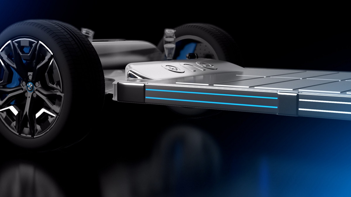 فناوری جدید باتریهای دوگانه برای ب ام و iX فناوری جدید باتریهای دوگانه برای ب ام و iX