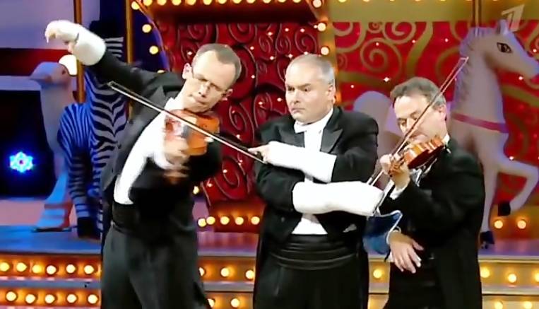 اجرای طنازانه از گروه موسیقی موتزارت