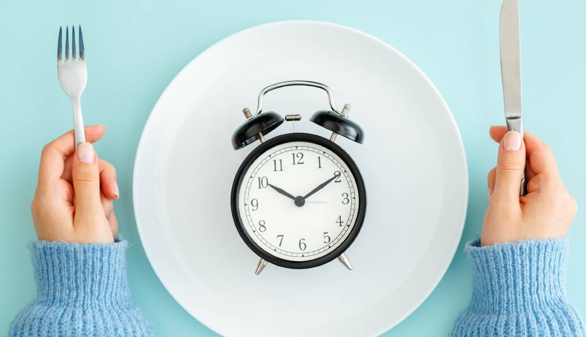چرا زمان دقیق صبحانه خوردن از رژیم های غذایی مد روز هم مهم تر است؟