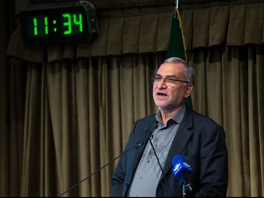 وزیر بهداشت: ارز ترجیحی داروها فعلاً حذف نمی‌شود