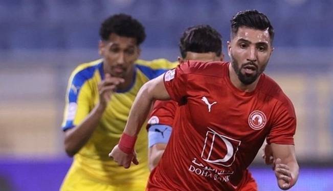 آینده مبهم هافبک سابق استقلال در قطر