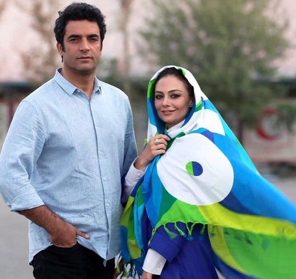 چهره‌ها/ عاشقانه یکتا ناصر و منوچهر هادی زیر یک چتر