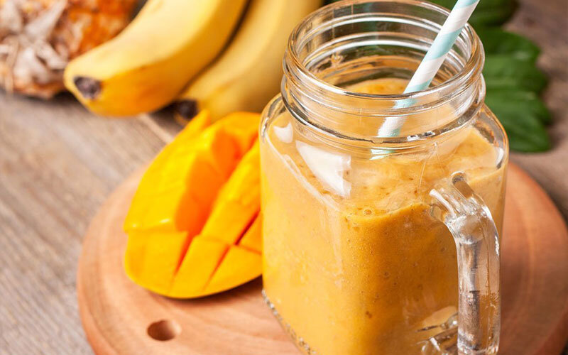 آموزش «شیک موز و انبه» به روش کافی شاپی