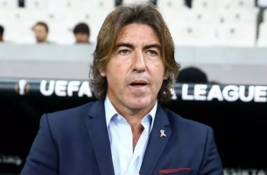 پخش زنده مراسم امضای قرارداد سرمربی استقلال