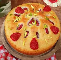 کیک توت فرنگی عصرانه ای مطلوب برای روزهای تابستانی
