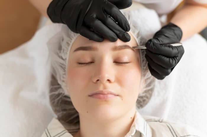 بهترین راه برای برداشتن ابرو با روش و اصول