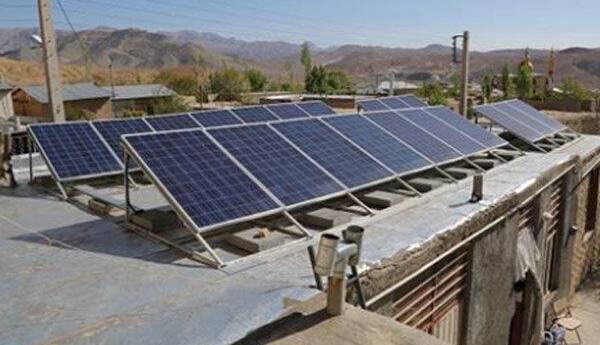 بهره‌برداری از ۲۰۰ پروژه نیروگاه خورشیدی در نقاط کم برخوردار اردبیل